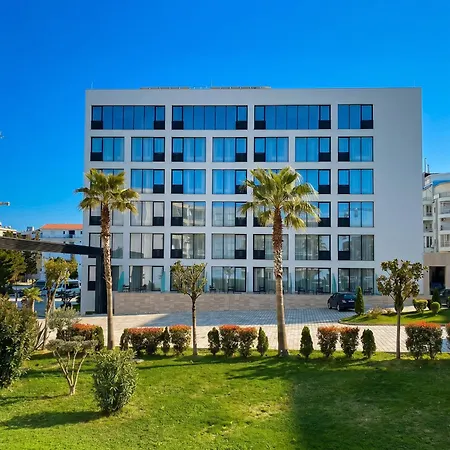 Comfy In Durres 100 Meters From The דירה *